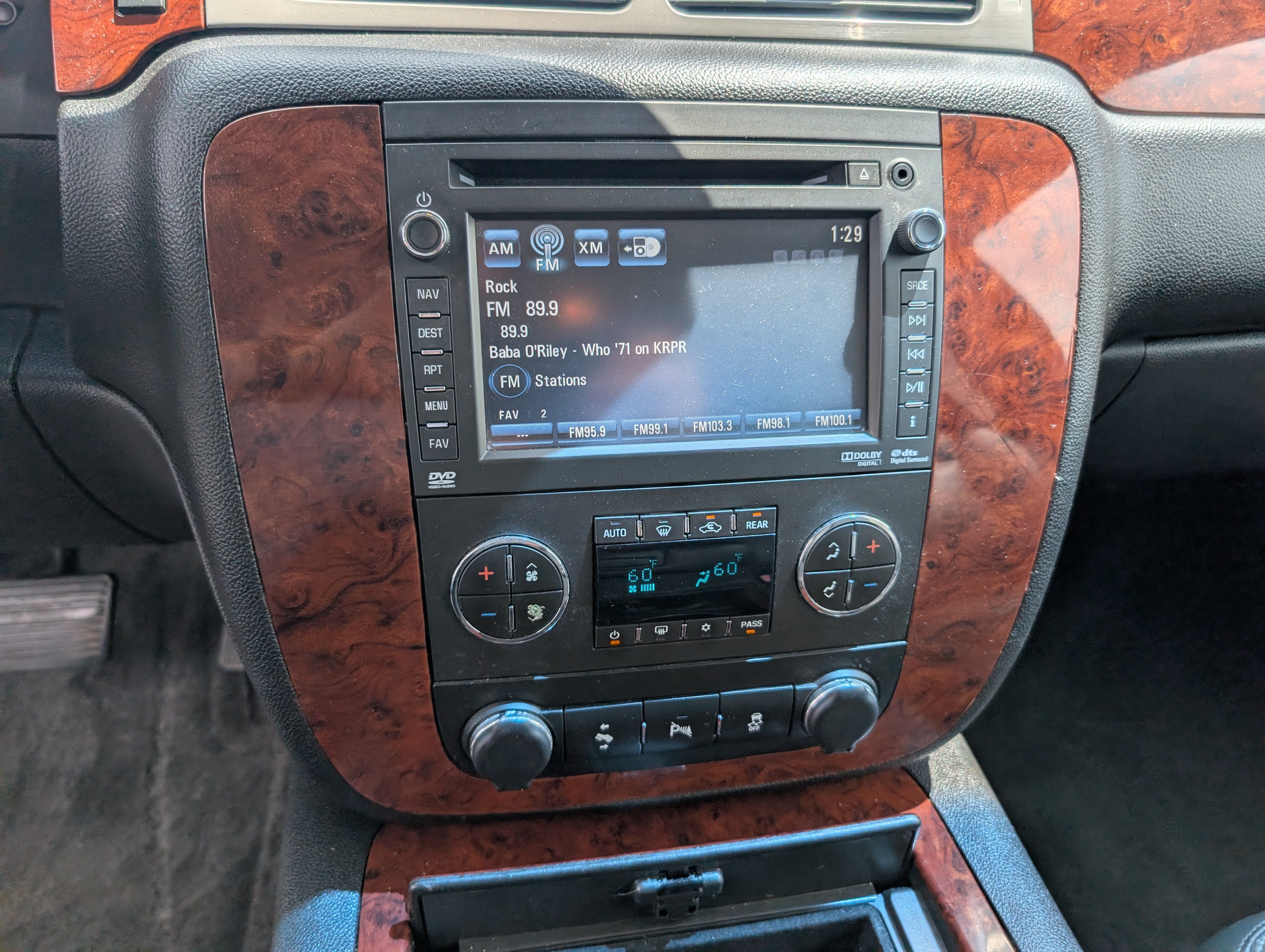 Used 2014 Chevrolet Tahoe LTZ AWD/4WD image 19