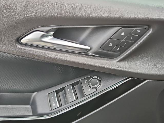 New 2027 Chevrolet Equinox RS w/ Safety and Technology Package FWD image 23