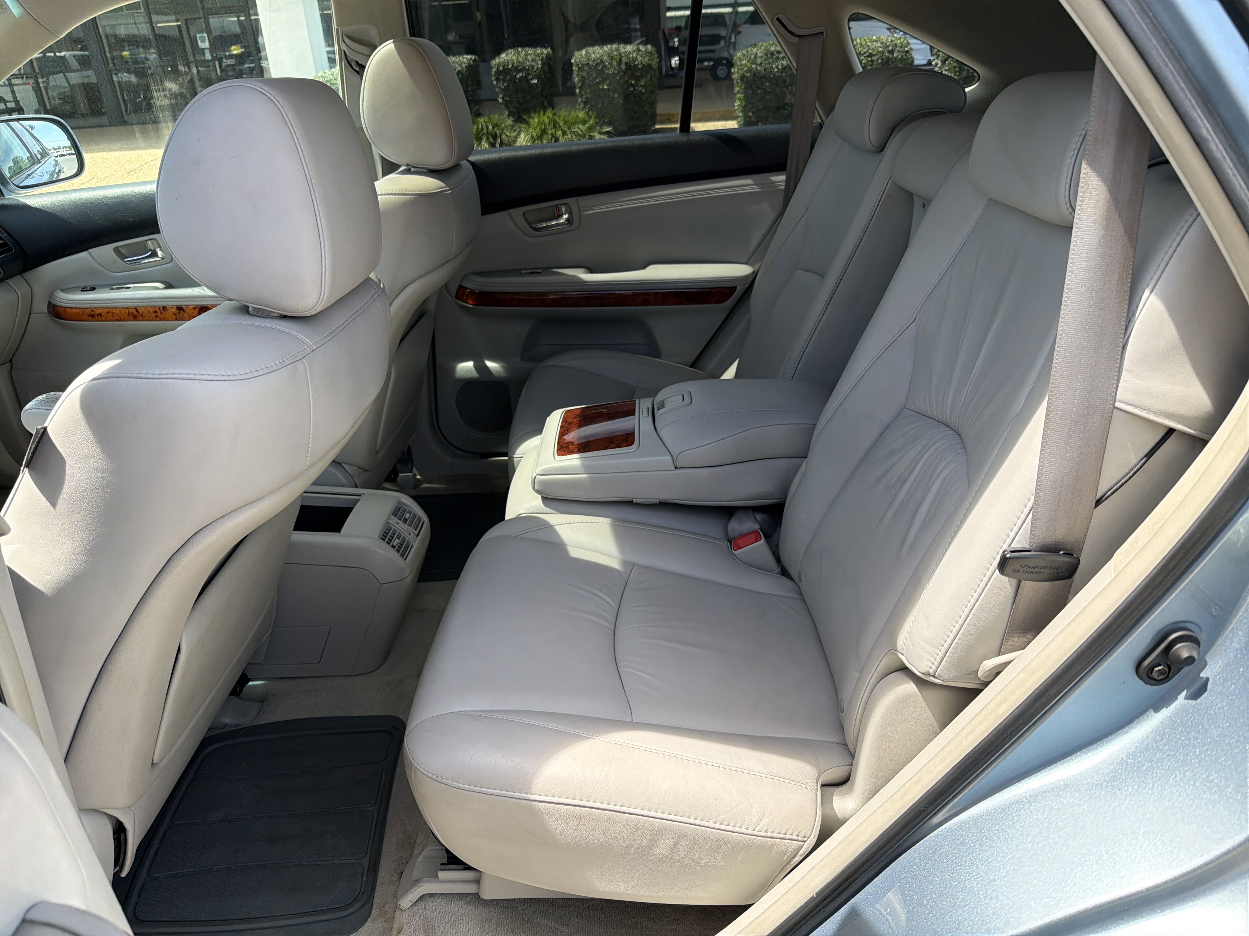 Used 2005 Lexus RX 330 FWD image 18