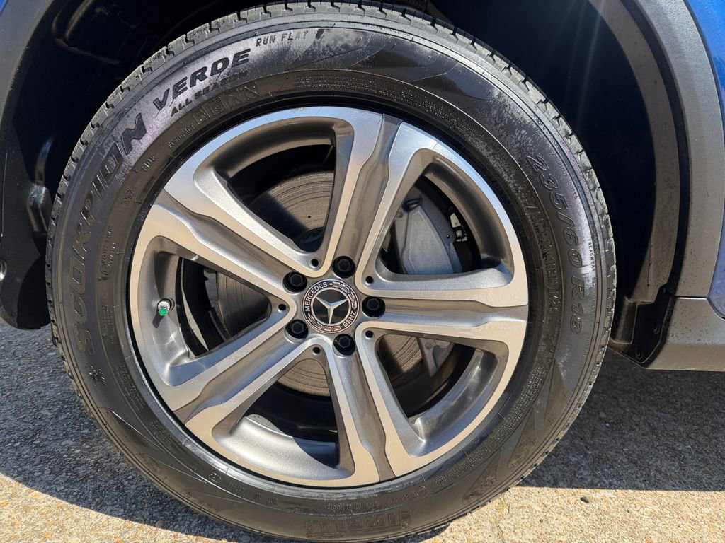 Certified 2022 Mercedes-Benz GLC 300 4MATIC w/ Premium Package Lite image 14