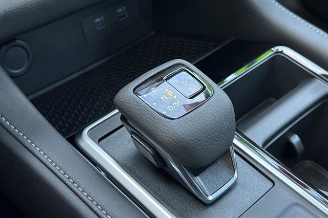 New 2025 Nissan Pathfinder SV w/ SV Premium Package image 23