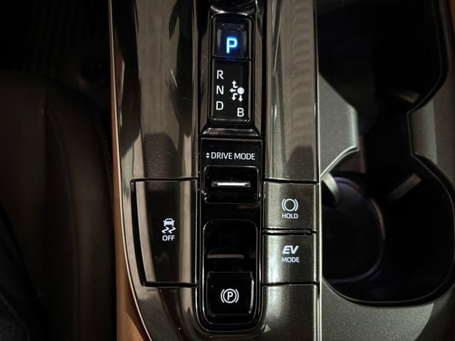 Certified 2026 Toyota Crown Limited image 29
