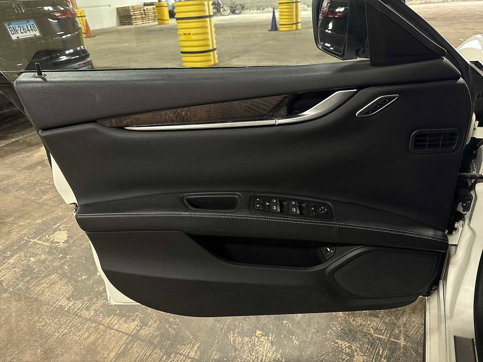 Used 2015 Maserati Ghibli S Q4 image 30