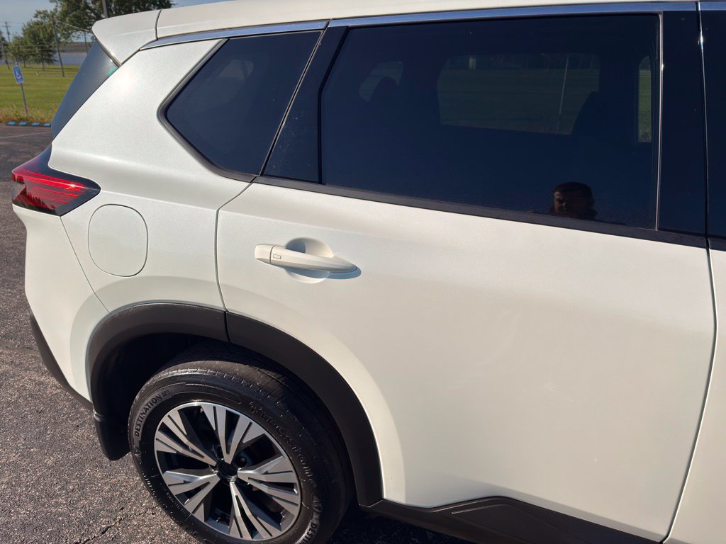 Used 2021 Nissan Rogue SV AWD/4WD image 8