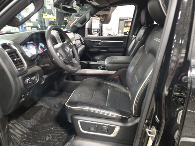 Used 2025 RAM 1500 Laramie w/ Trailer Tow Group AWD/4WD image 14