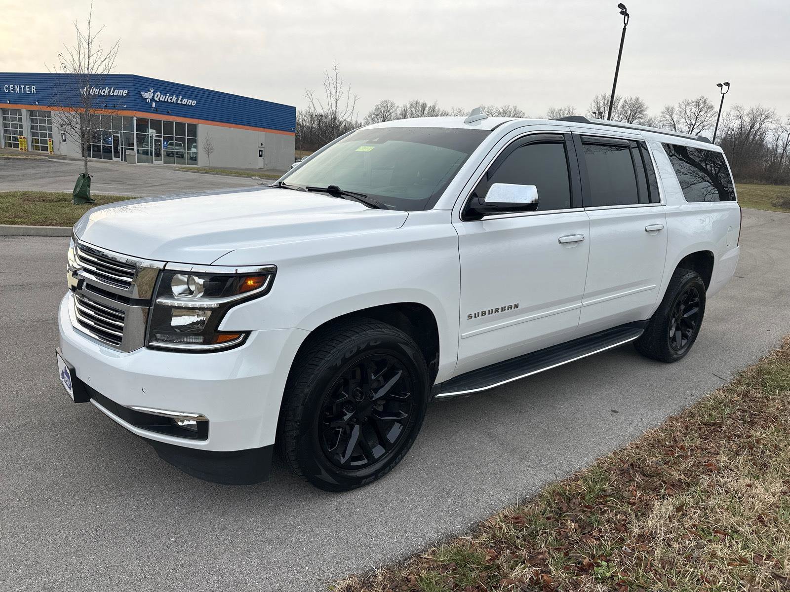 Used 2019 Chevrolet Suburban Premier image 5