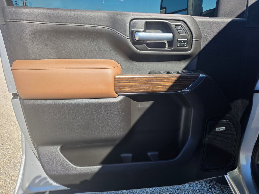 Used 2022 Chevrolet Silverado 2500 High Country image 14