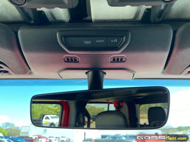 Used 2020 Jeep Gladiator Rubicon w/ Dual Top Group AWD/4WD image 15
