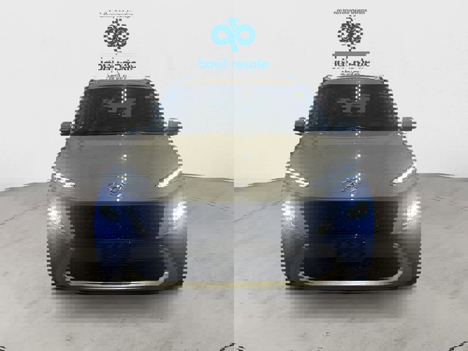 Used 2023 Hyundai Kona Limited w/ Cargo Package image 7