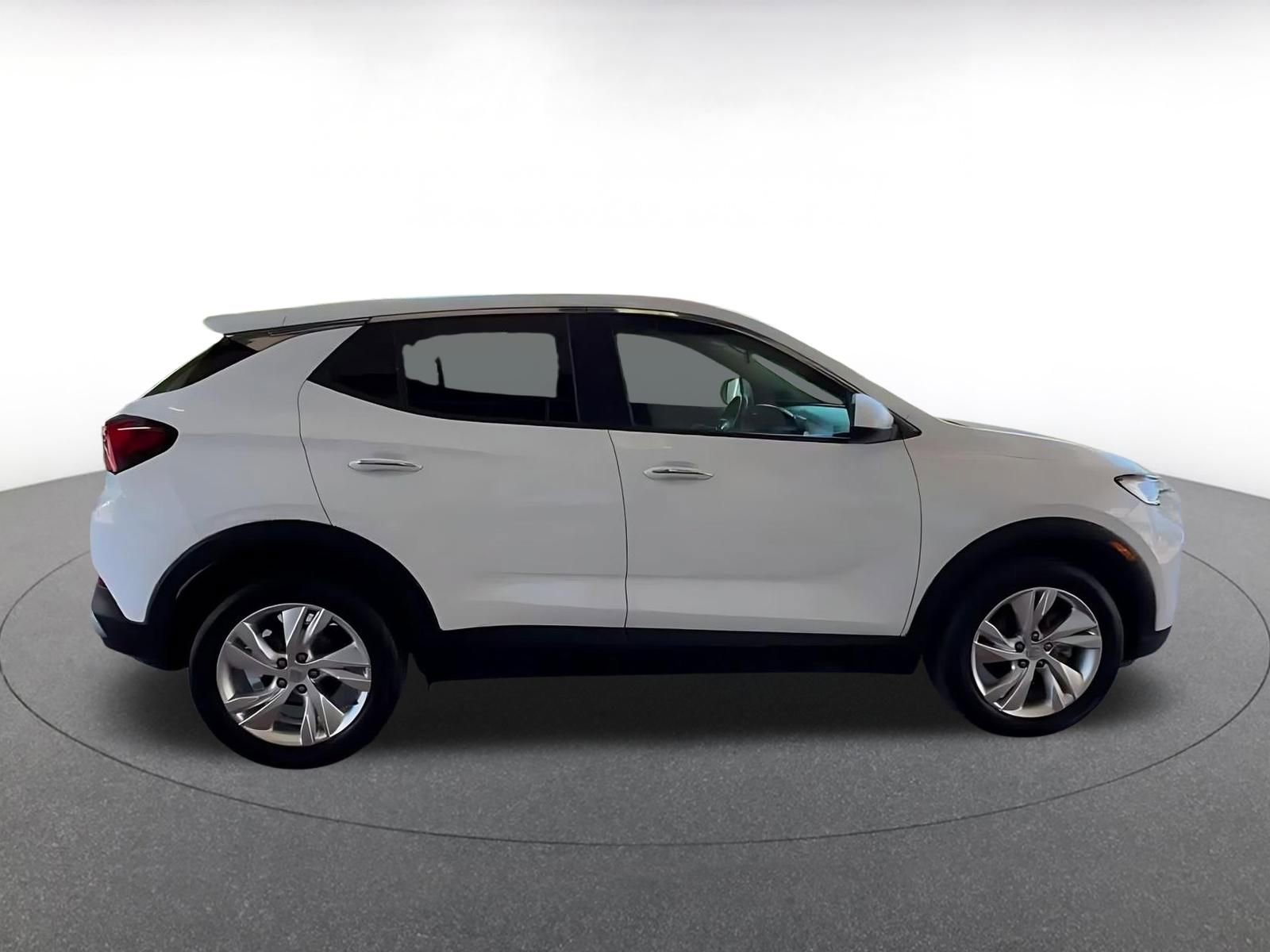 Used 2025 Buick Encore GX Preferred FWD image 16
