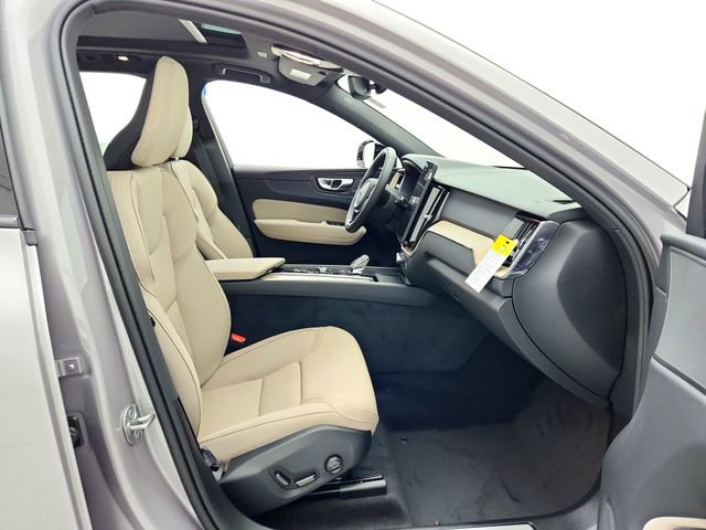 New 2026 Volvo XC60 B5 Core image 18