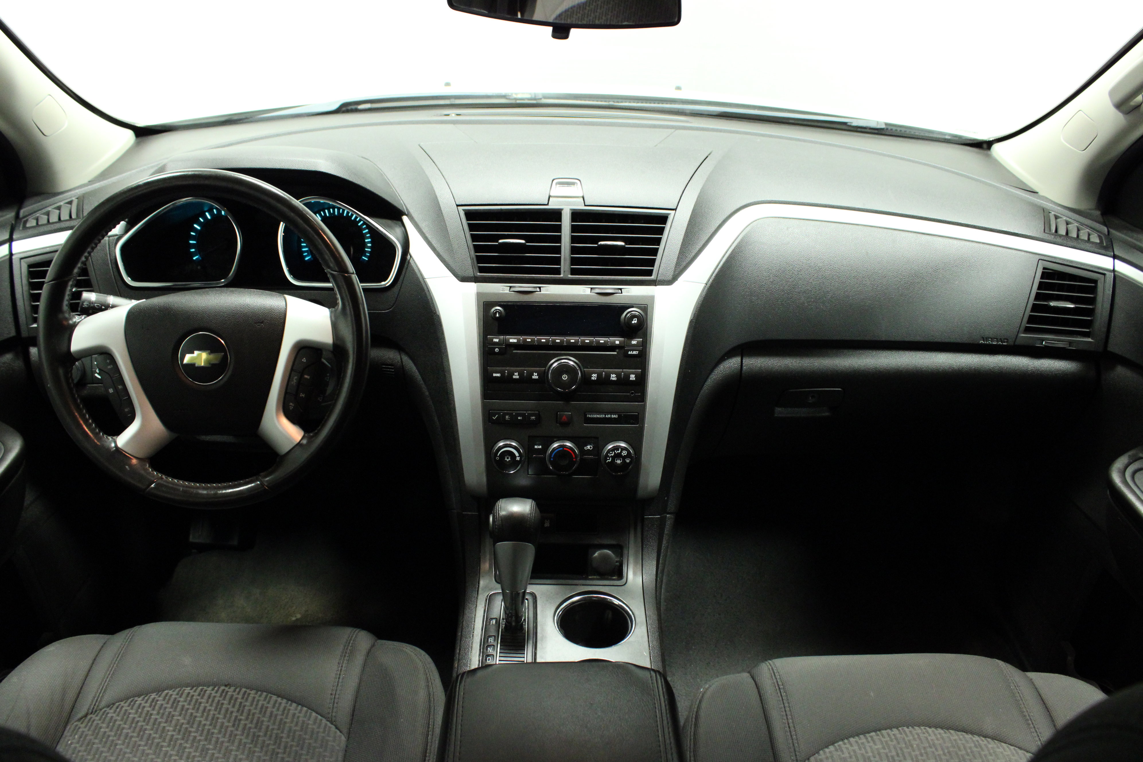 Used 2012 Chevrolet Traverse LT FWD image 18