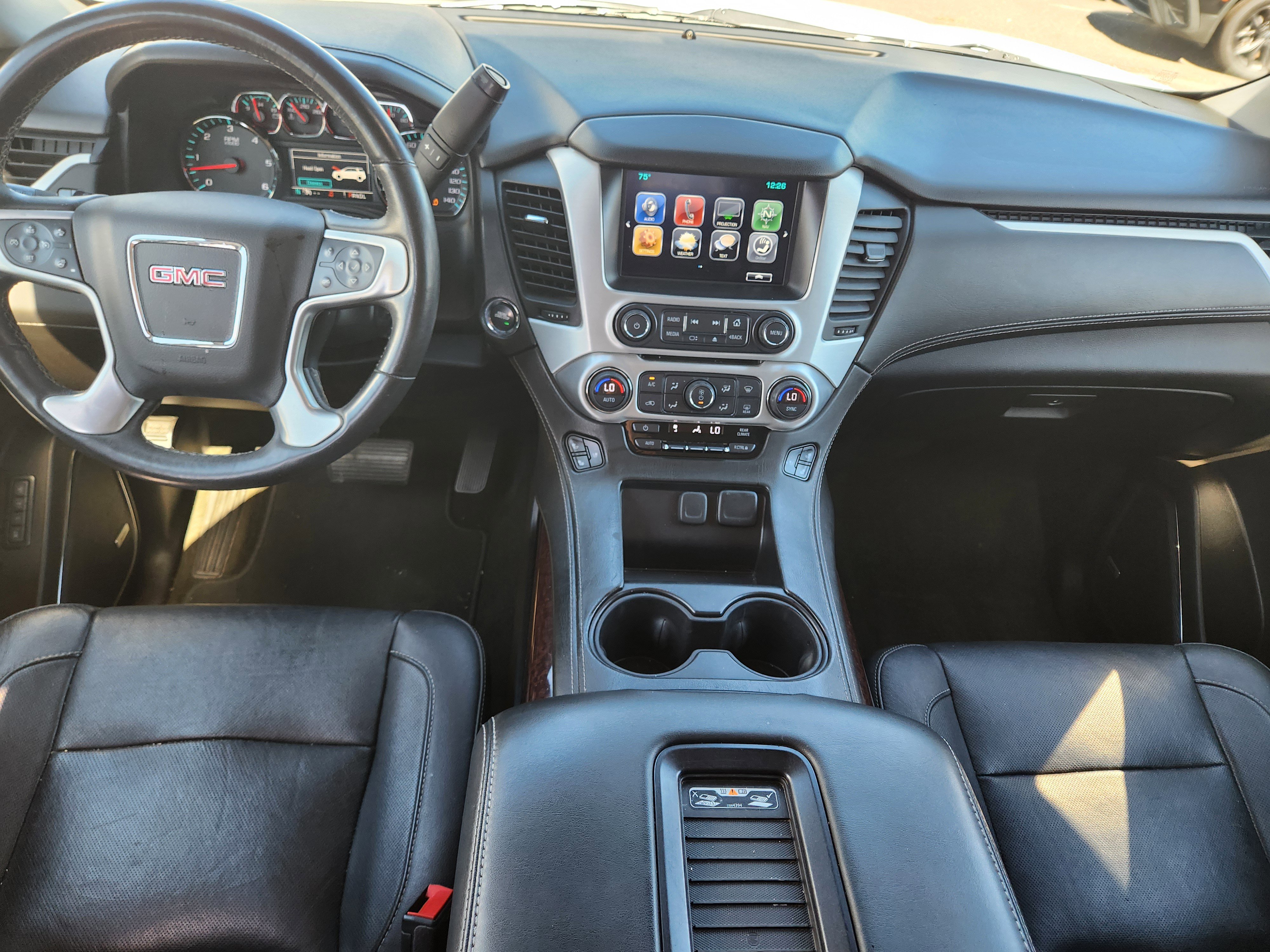 Used 2017 GMC Yukon SLT image 21