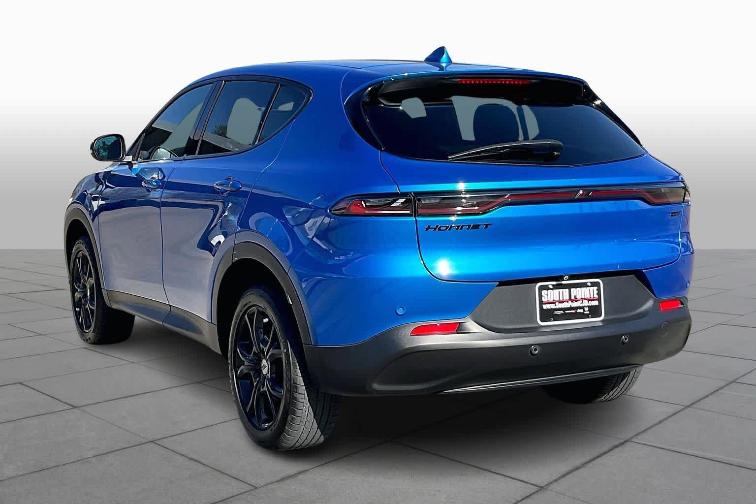 Used 2023 Dodge Hornet GT Plus w/ GT Blacktop Package image 12