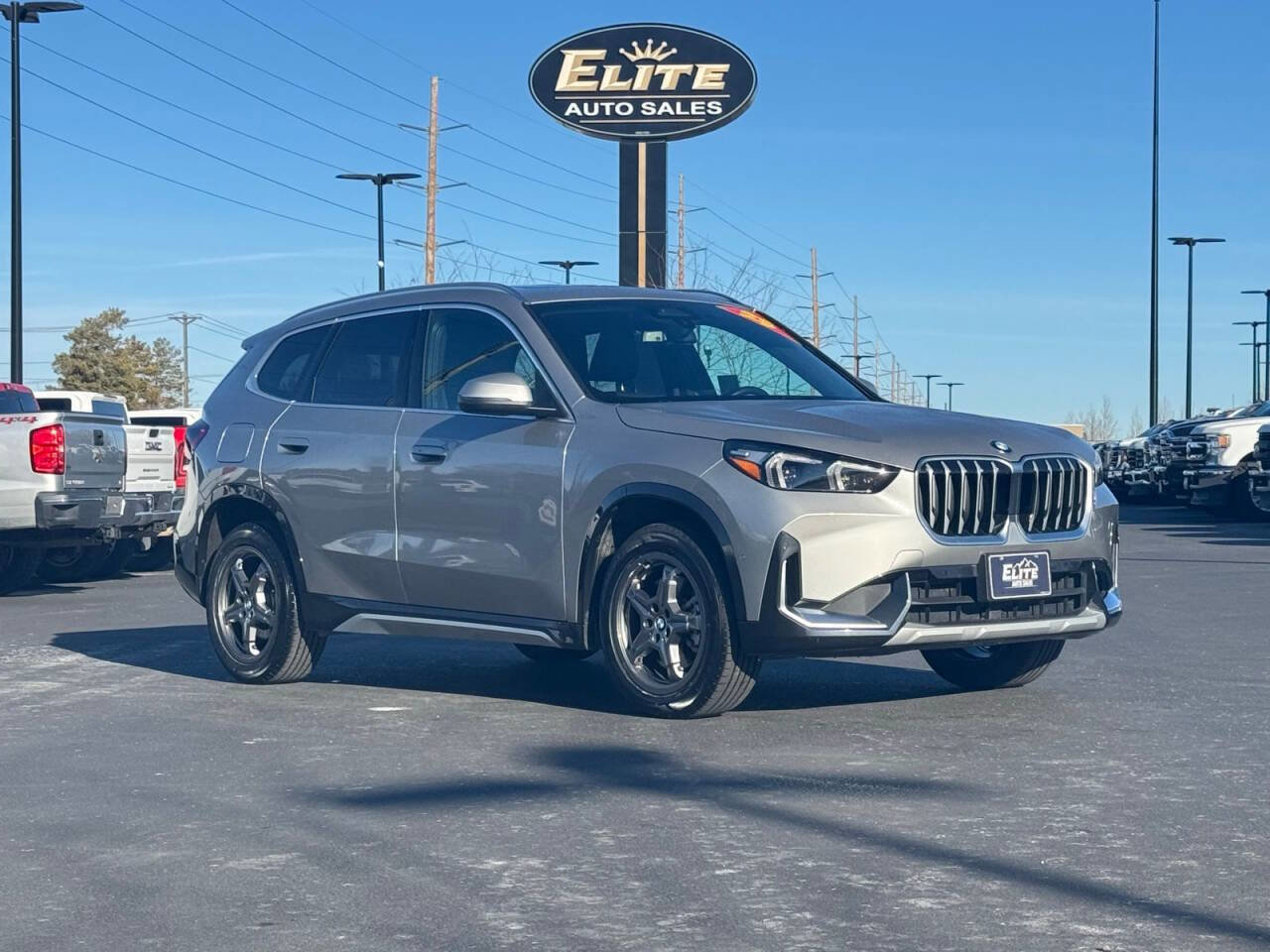 Used 2025 BMW X1 xDrive28i image 1