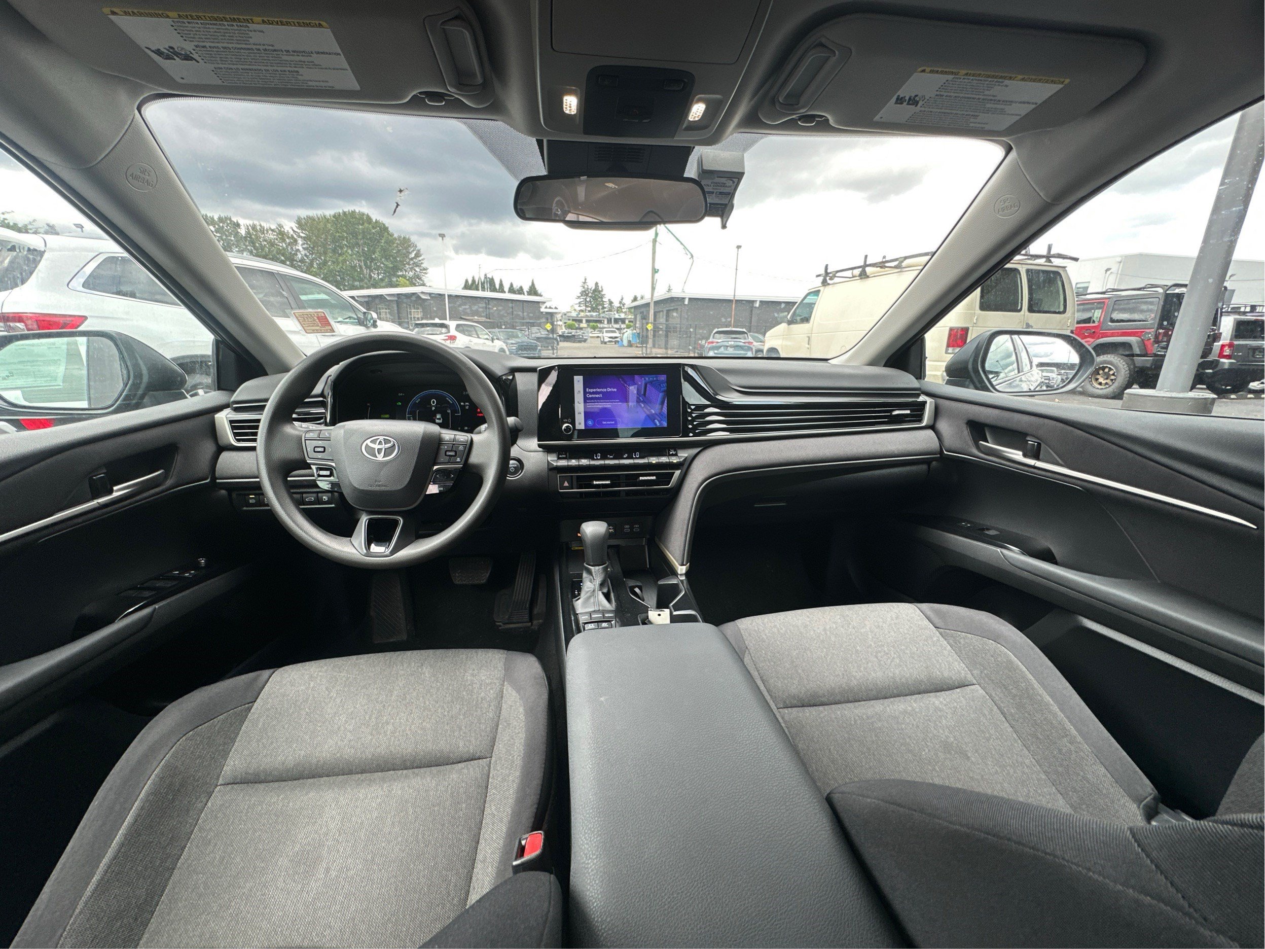 Used 2025 Toyota Camry LE FWD image 26