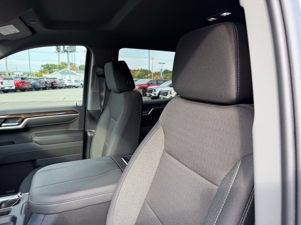New 2026 GMC Sierra 1500 Elevation w/ Preferred Package AWD/4WD image 13