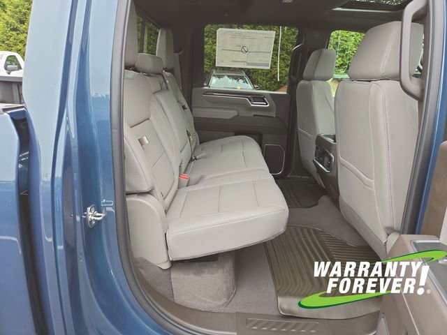 New 2026 Chevrolet Silverado 3500 LTZ w/ LTZ Premium Package AWD/4WD image 17