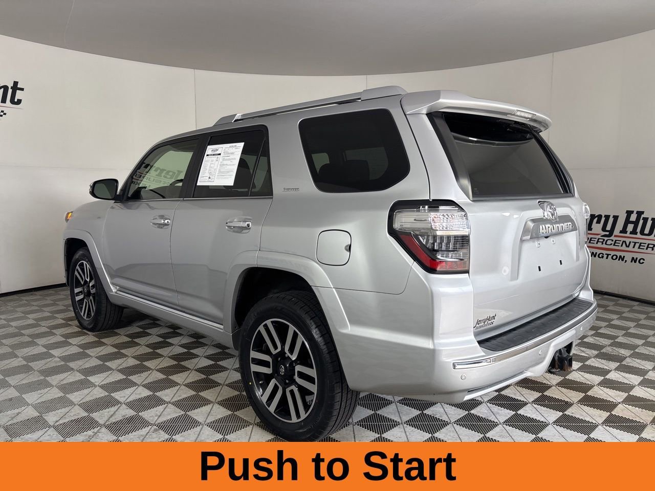 Used 2021 Toyota 4Runner Limited AWD/4WD image 8