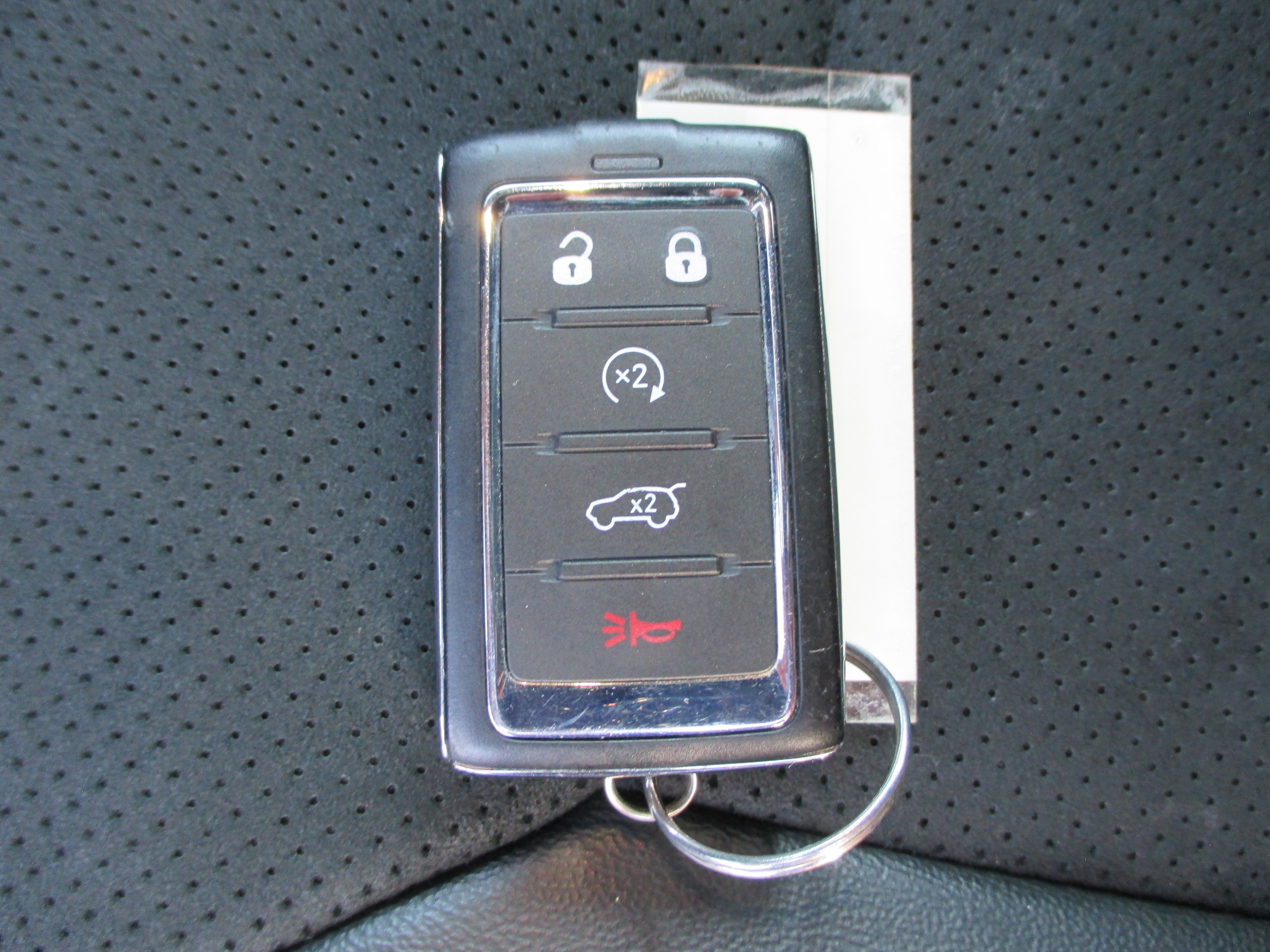 Used 2024 Jeep Grand Cherokee L Laredo image 22