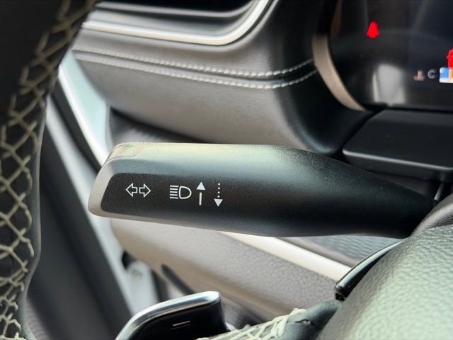 Used 2023 Jeep Grand Cherokee L Laredo image 14