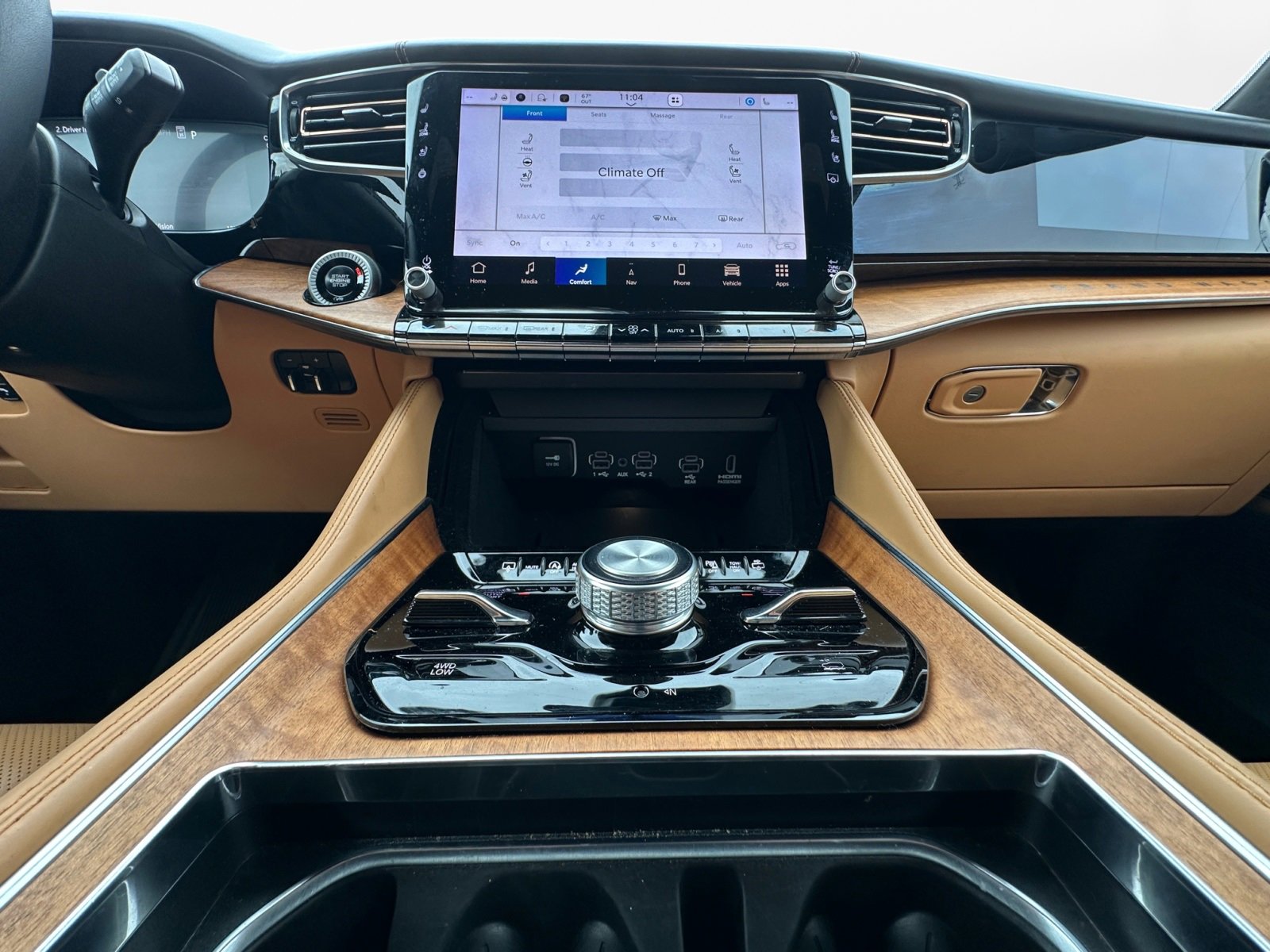 Used 2024 Jeep Grand Wagoneer L Series III w/ Rear Seat Video Group 1 image 19