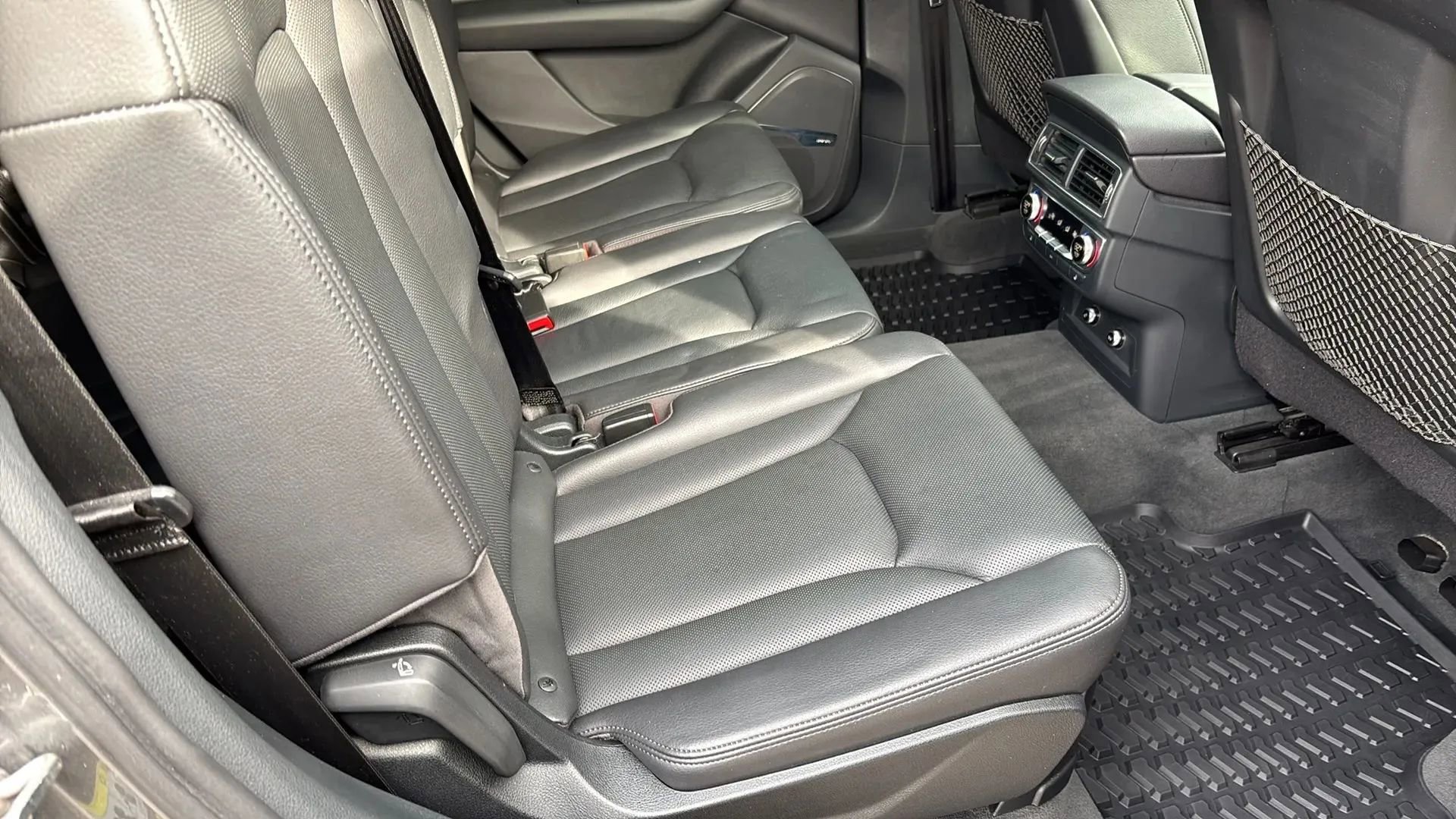 Used 2019 Audi Q7 3.0T Premium Plus image 16