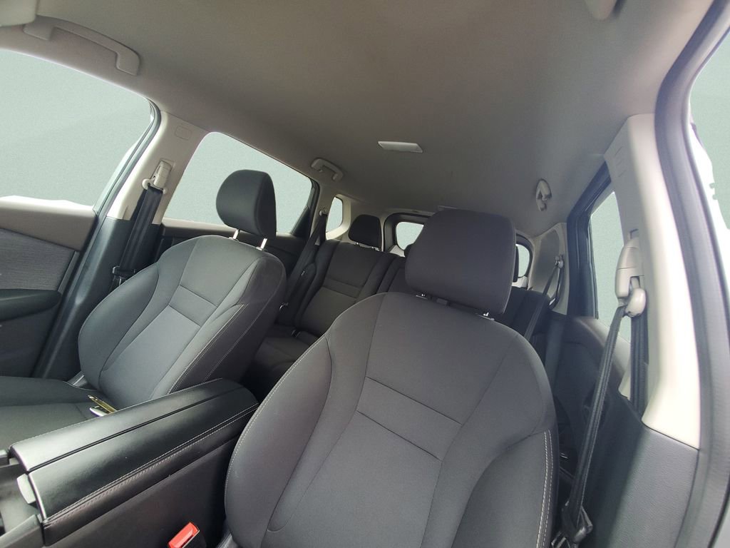 Used 2023 Nissan Rogue S image 20