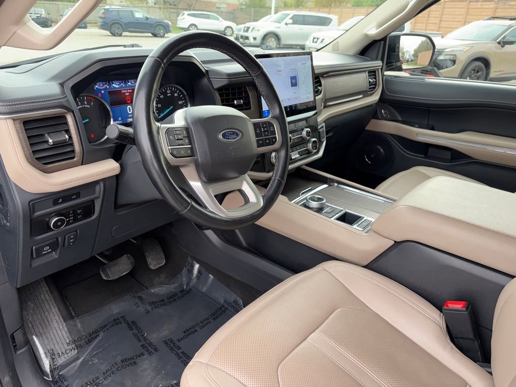 Used 2024 Ford Expedition Limited image 8