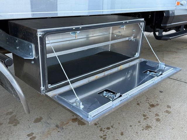New 2024 Ford F550 4x4 Regular Cab Super Duty w/ XLT Value Package image 41