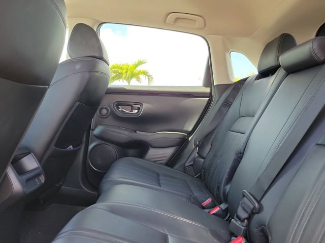 Used 2023 Honda HR-V EX-L image 9