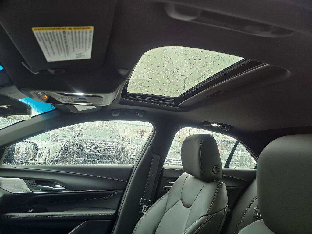 New 2026 Cadillac CT4 Luxury image 29