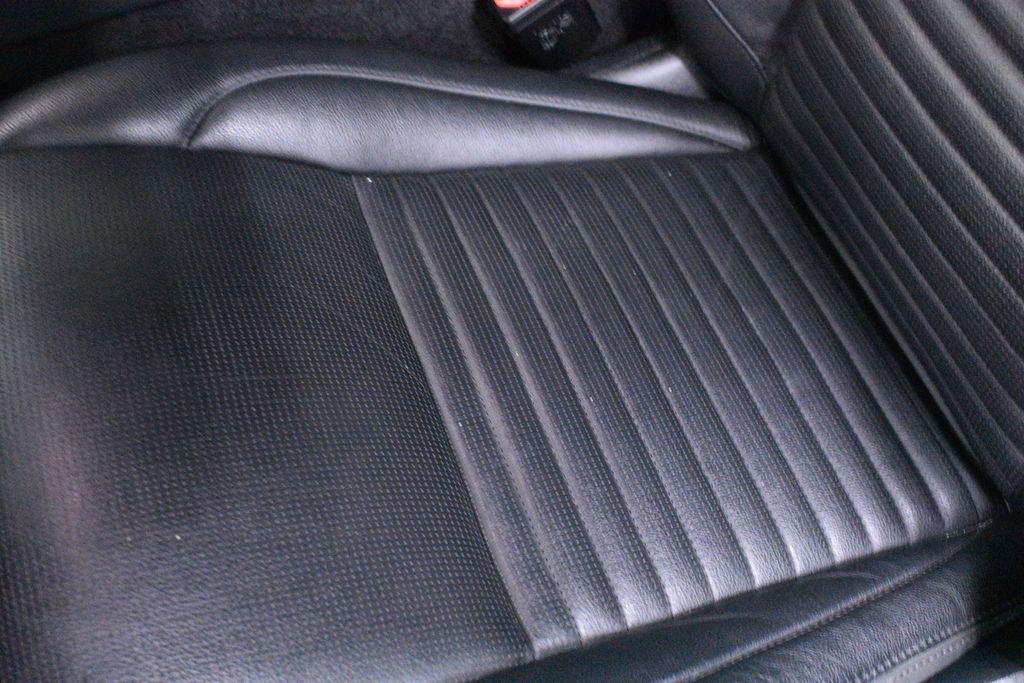 Used 2022 Land Rover Discovery Sport S image 11