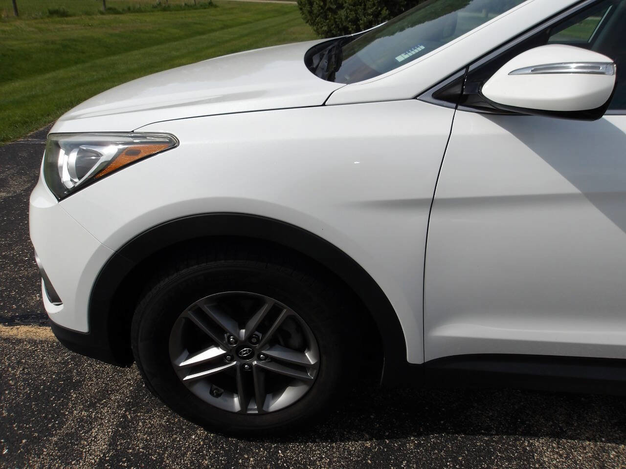Used 2017 Hyundai Santa Fe Sport AWD/4WD image 29