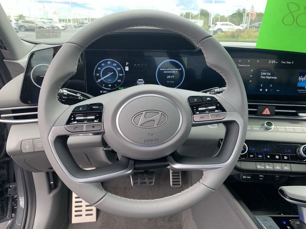 New 2025 Hyundai Elantra SEL FWD image 15