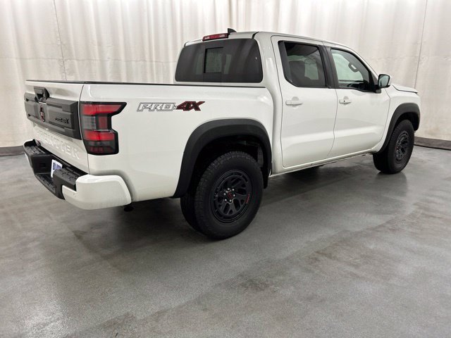 Used 2026 Nissan Frontier PRO-4X AWD/4WD image 4