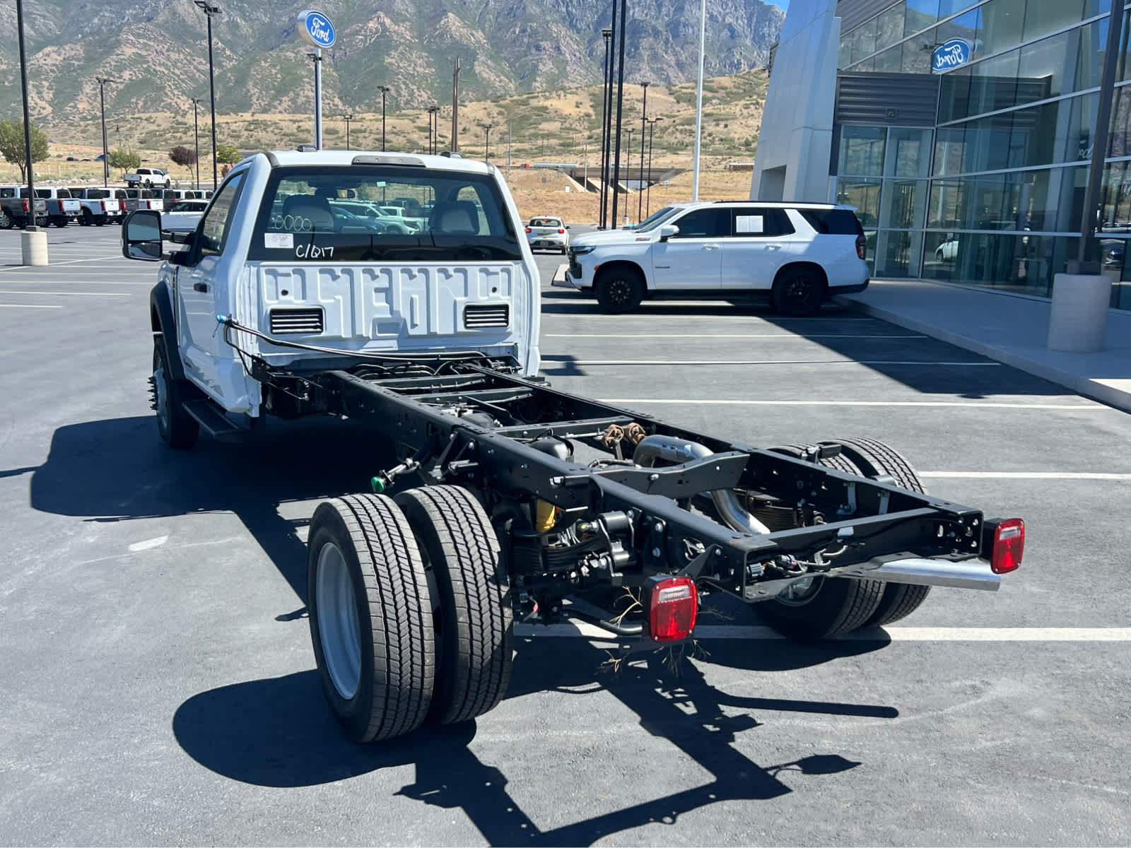 New 2026 Ford F550 4x4 Regular Cab Super Duty w/ XL Chrome Package image 15
