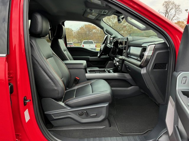 New 2026 Ford F350 Lariat w/ Lariat Premium Package image 17