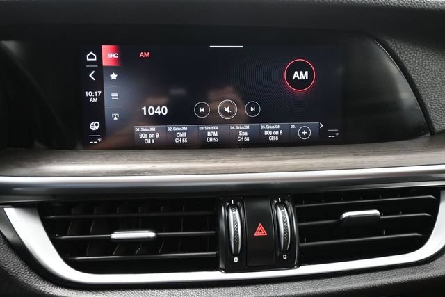 Used 2023 Alfa Romeo Stelvio Ti AWD/4WD image 17