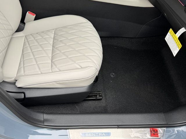 New 2026 Nissan Sentra SL w/ Floor Mat Package FWD image 8