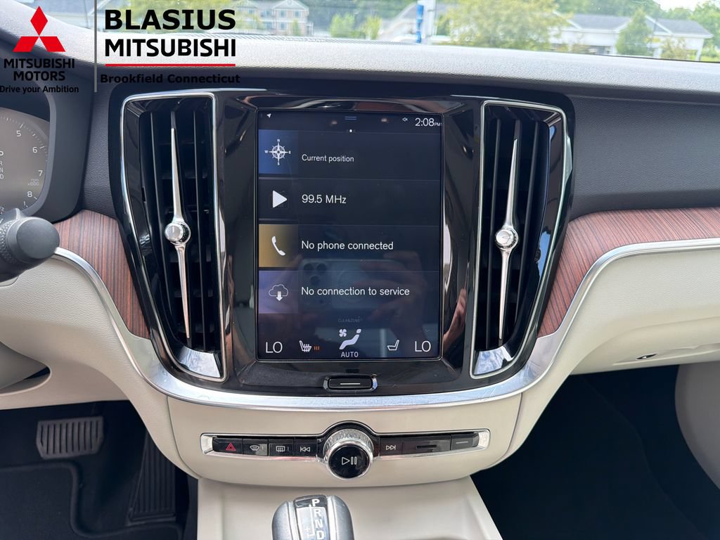 Used 2019 Volvo S60 T5 Momentum w/ Multimedia Package FWD image 24