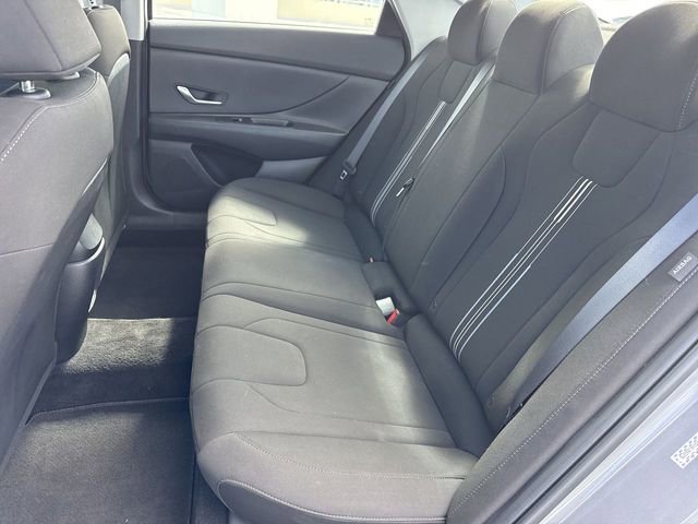 Used 2024 Hyundai Elantra SEL FWD image 22