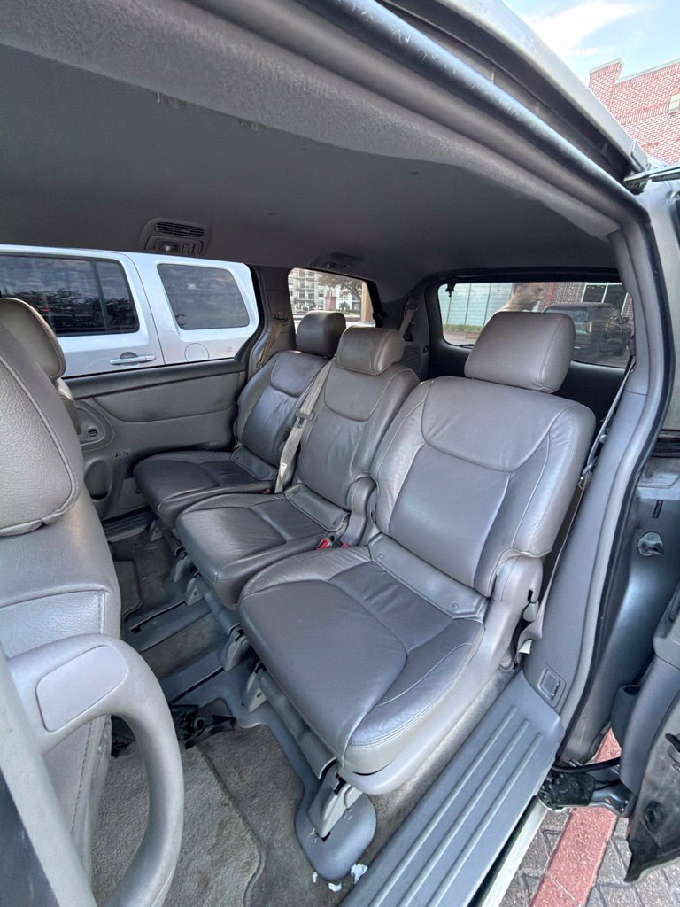 Used 2006 Toyota Sienna CE FWD image 7