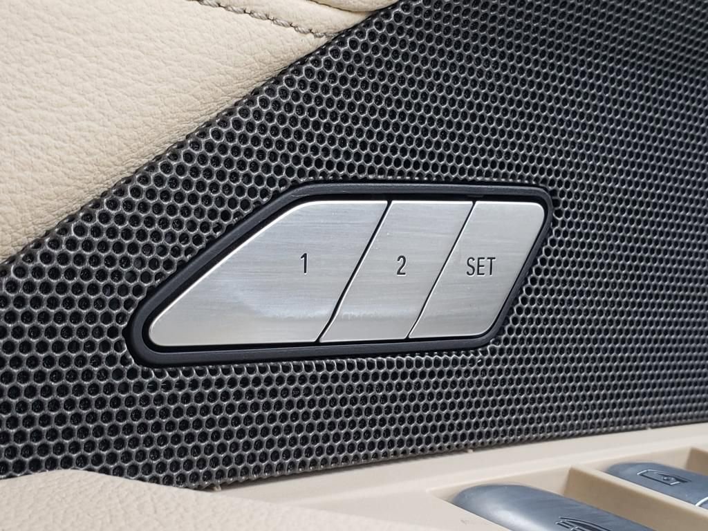 Certified 2025 BMW 440i xDrive Convertible w/ Premium Package image 18