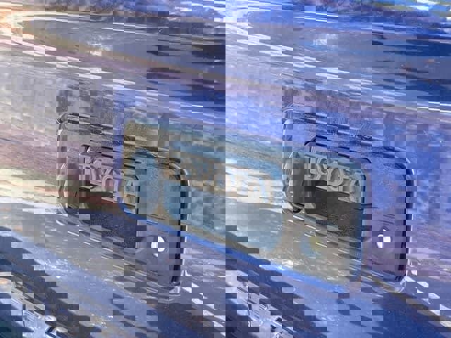 Used 2022 Toyota Tacoma SR5 image 18