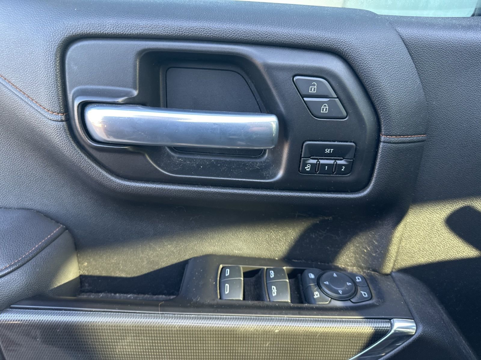 Used 2020 GMC Sierra 1500 AT4 w/ AT4 Premium Package image 11