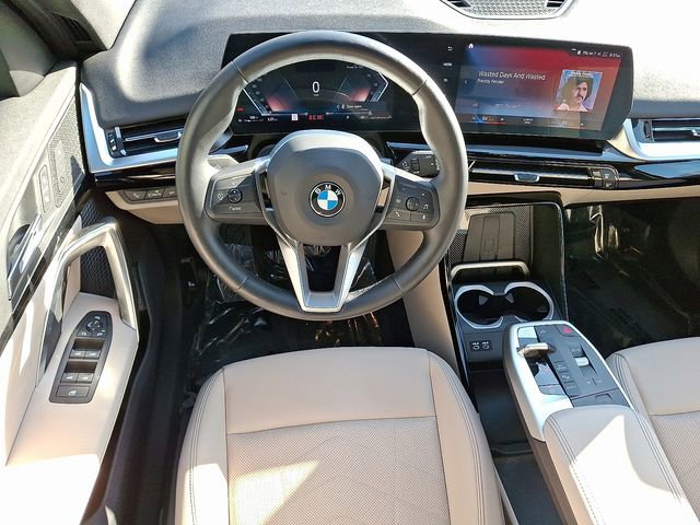 Used 2023 BMW X1 xDrive28i w/ Convenience Package AWD/4WD image 11
