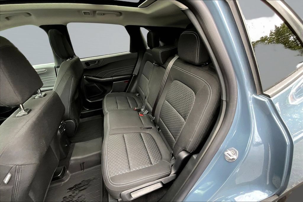 Used 2025 Ford Escape Active w/ Cold Weather Package FWD image 22