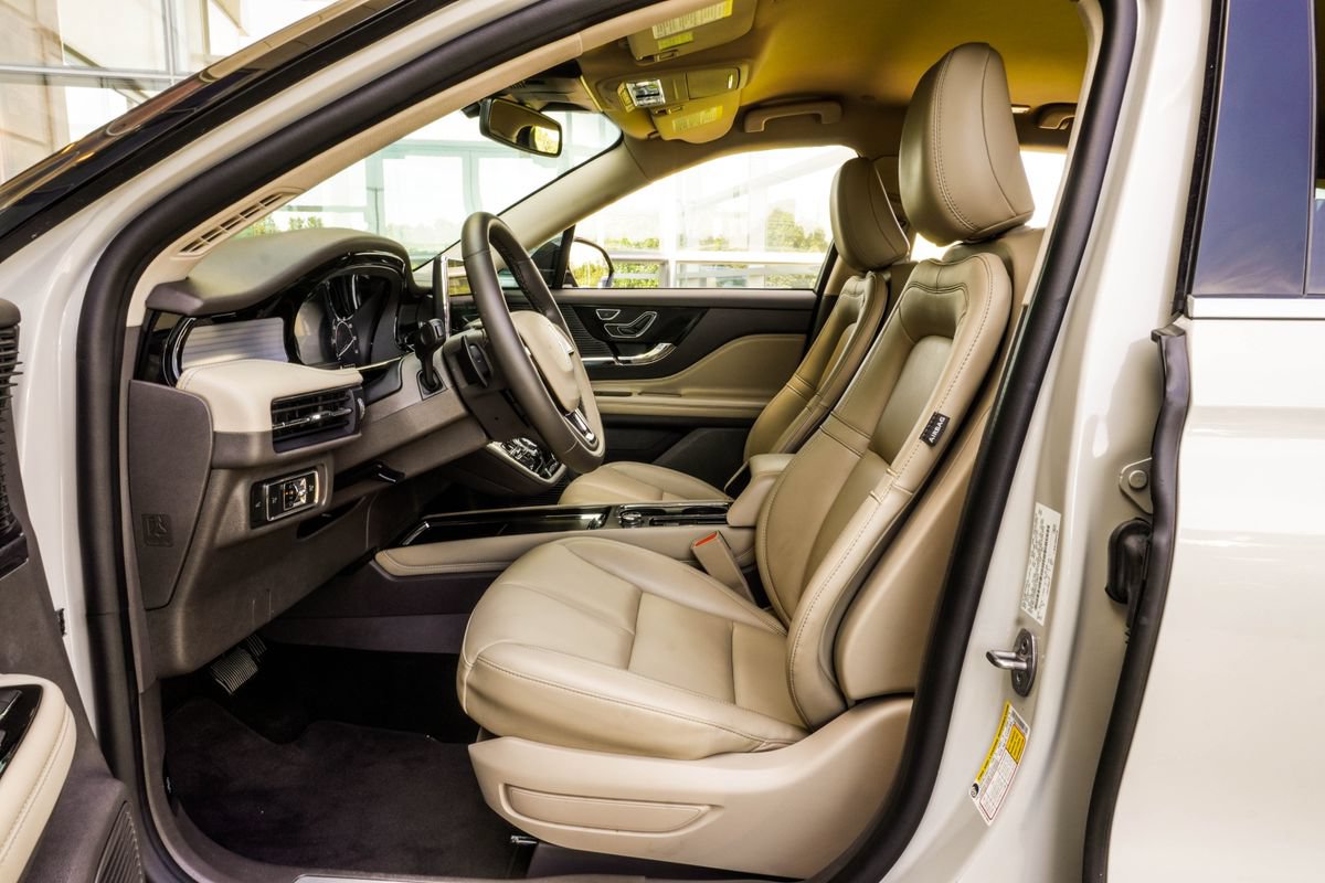 Used 2022 Lincoln Corsair FWD image 38