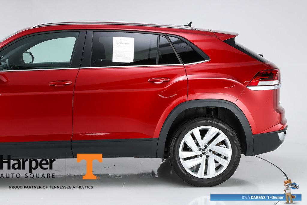 Used 2023 Volkswagen Atlas Cross Sport SE FWD image 4